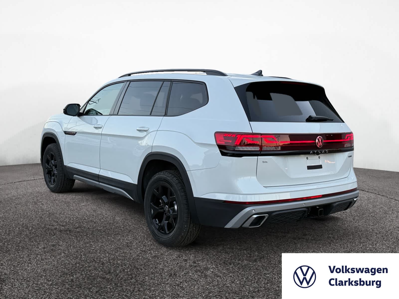 2026 Volkswagen Atlas Peak Edition SE photo 3