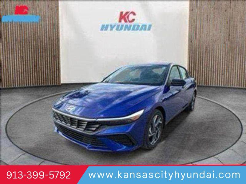2025 Hyundai Elantra Blue's photo