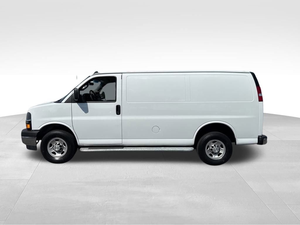 2023 Chevrolet Express Cargo 2500 photo 4