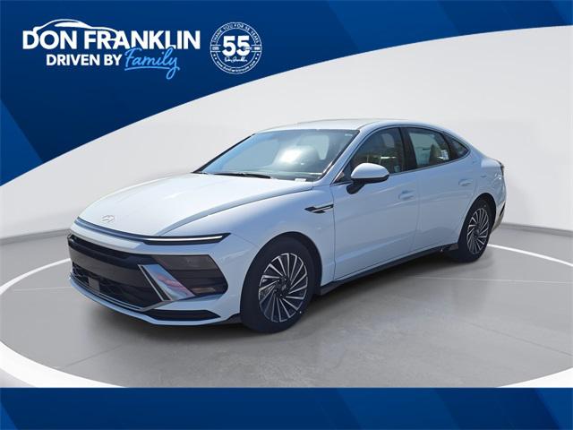 2025 Hyundai Sonata Hybrid SEL's photo