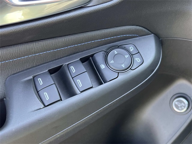 2025 Buick Envista ST photo 13