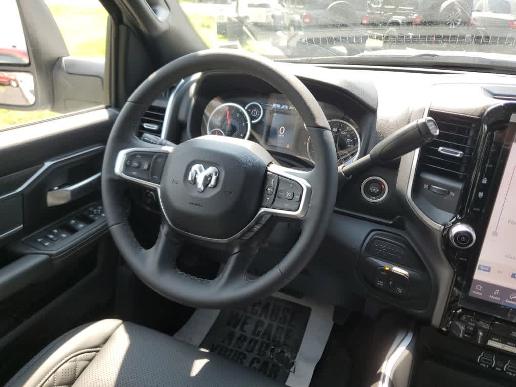 2025 Ram 2500 Big Horn photo 17