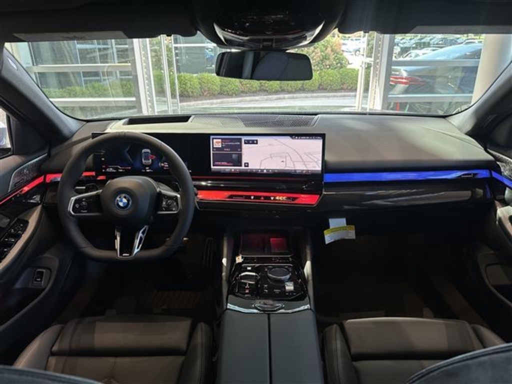 2026 Bmw 550e xDrive photo 15