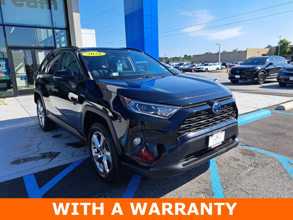 2021 Toyota RAV4 Hybrid XLE Premium photo 3
