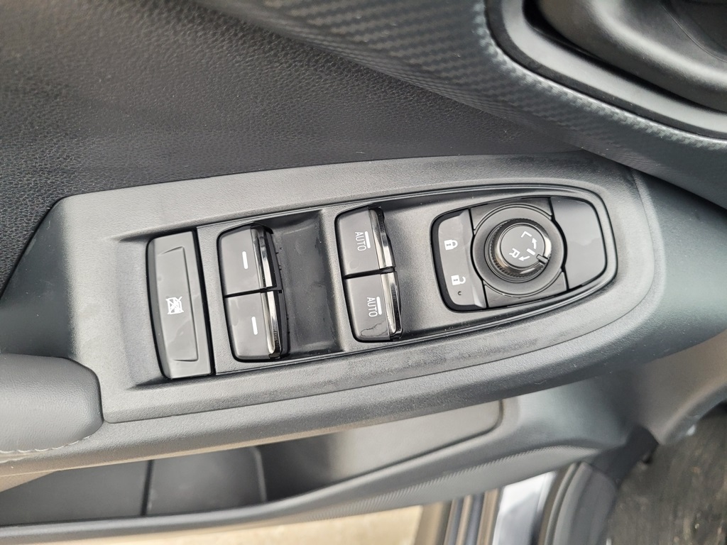 2025 Subaru Crosstrek Premium photo 12