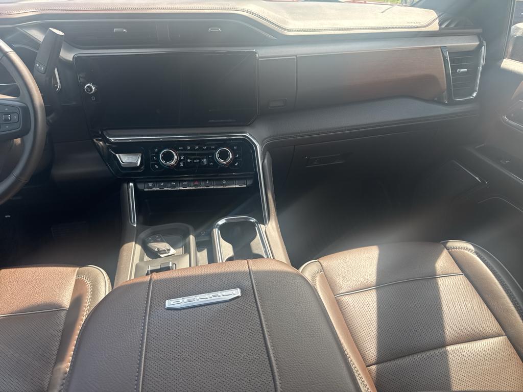 2024 Gmc Sierra 2500 Denali photo 21