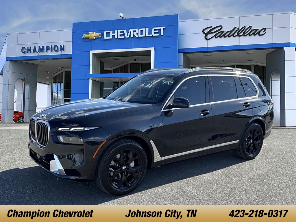 2023 BMW X7 40i's photo