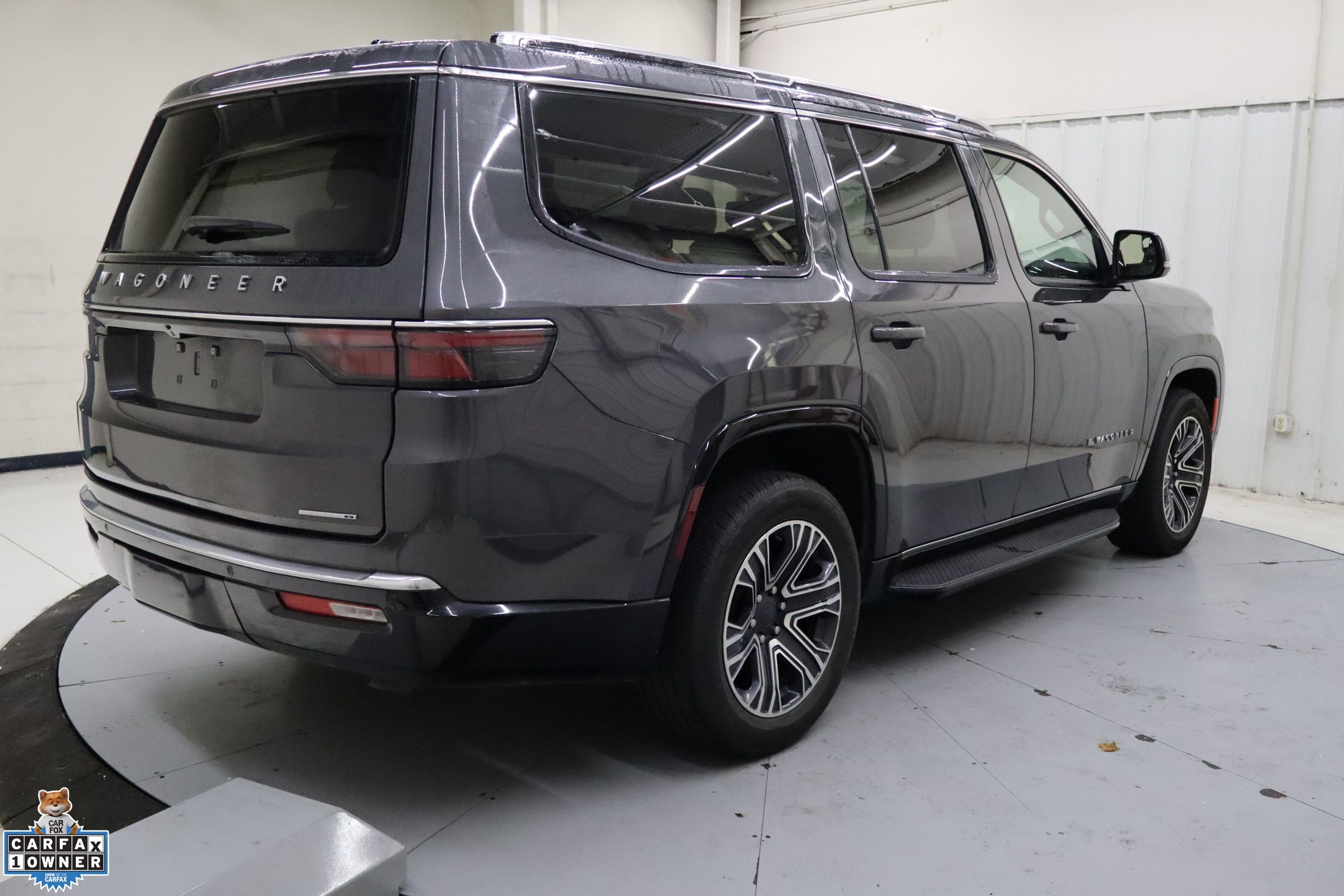 2024 Jeep Wagoneer Series II photo 3