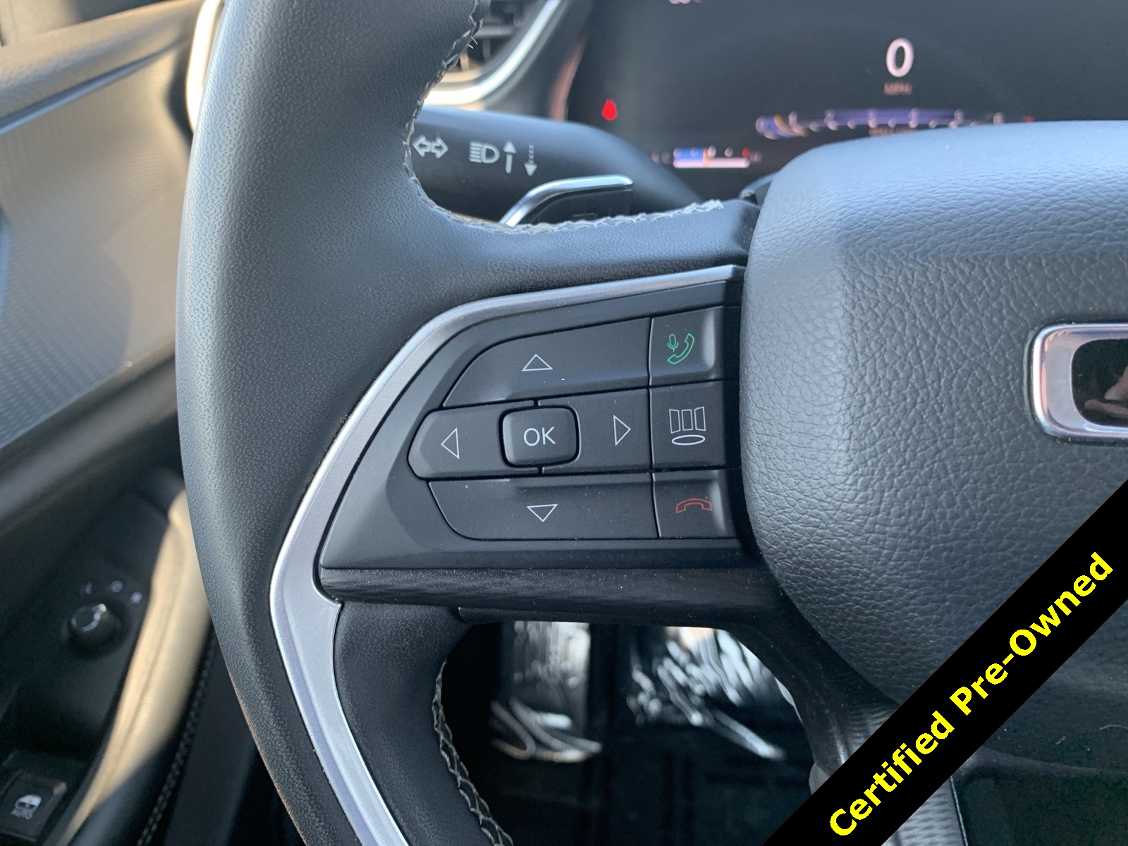 2024 Jeep Grand Cherokee Altitude photo 11