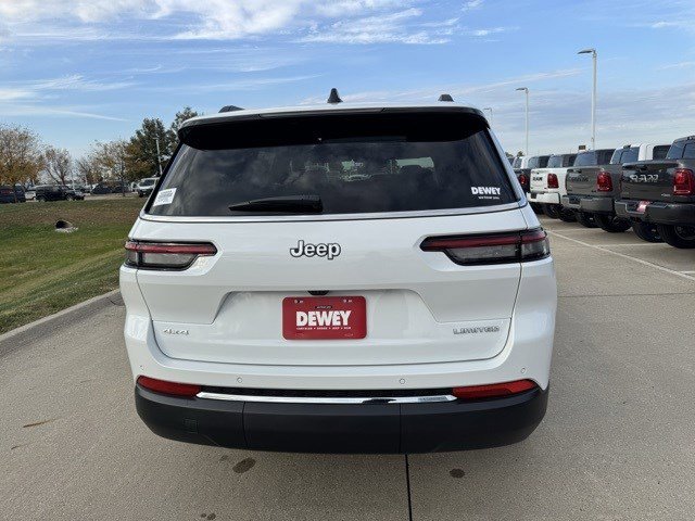 2025 Jeep Grand Cherokee Limited photo 4