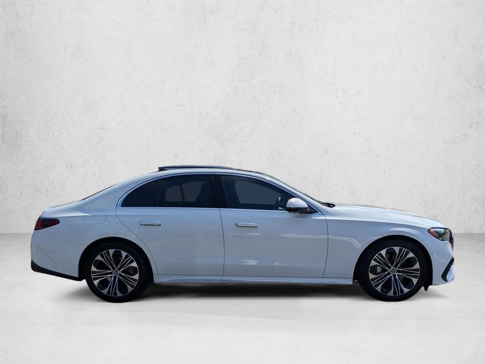 2025 Mercedes Benz E 350 photo 4