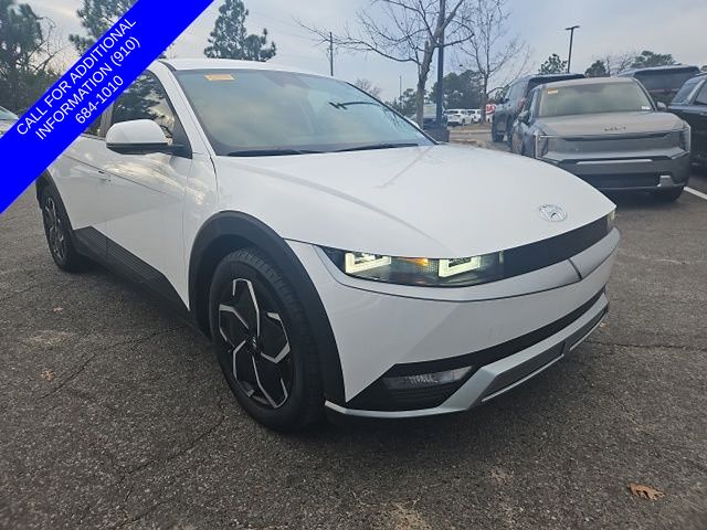 2024 Hyundai IONIQ 5 SE's photo