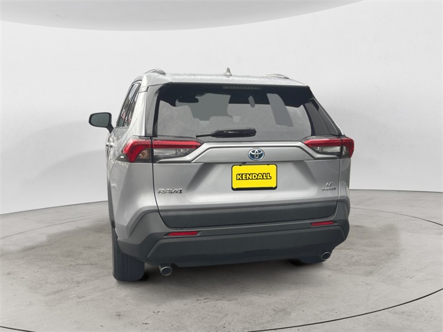 2023 Toyota RAV4 Hybrid LE photo 3