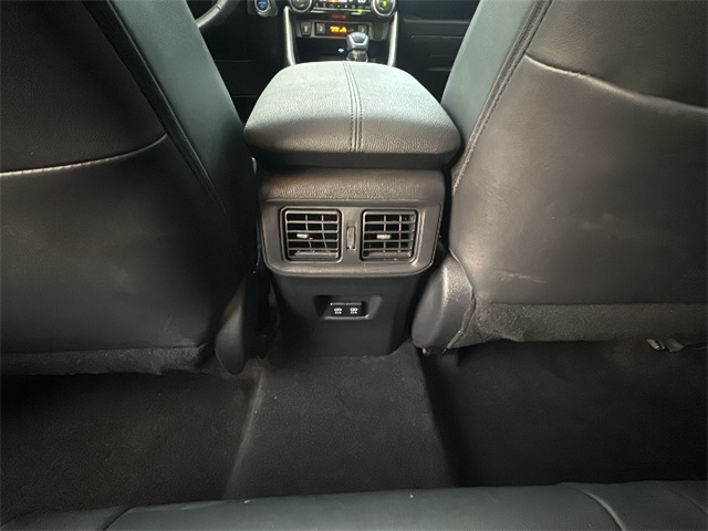 2021 Toyota RAV4 Hybrid XSE photo 14