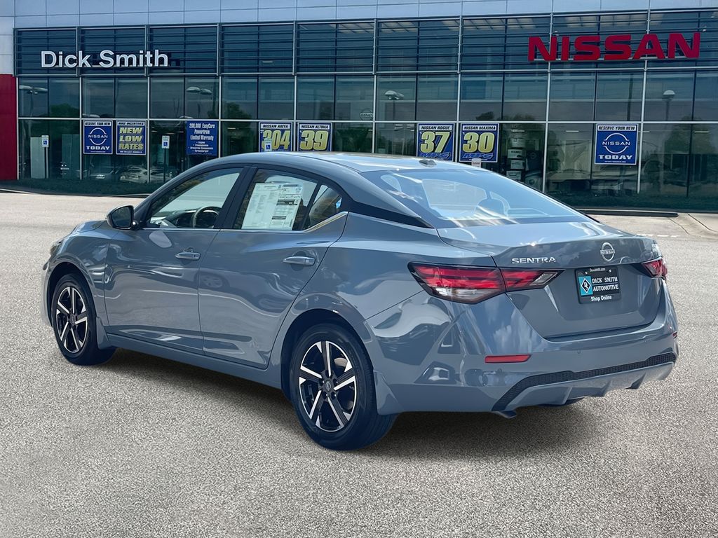 2025 Nissan Sentra SV photo 4