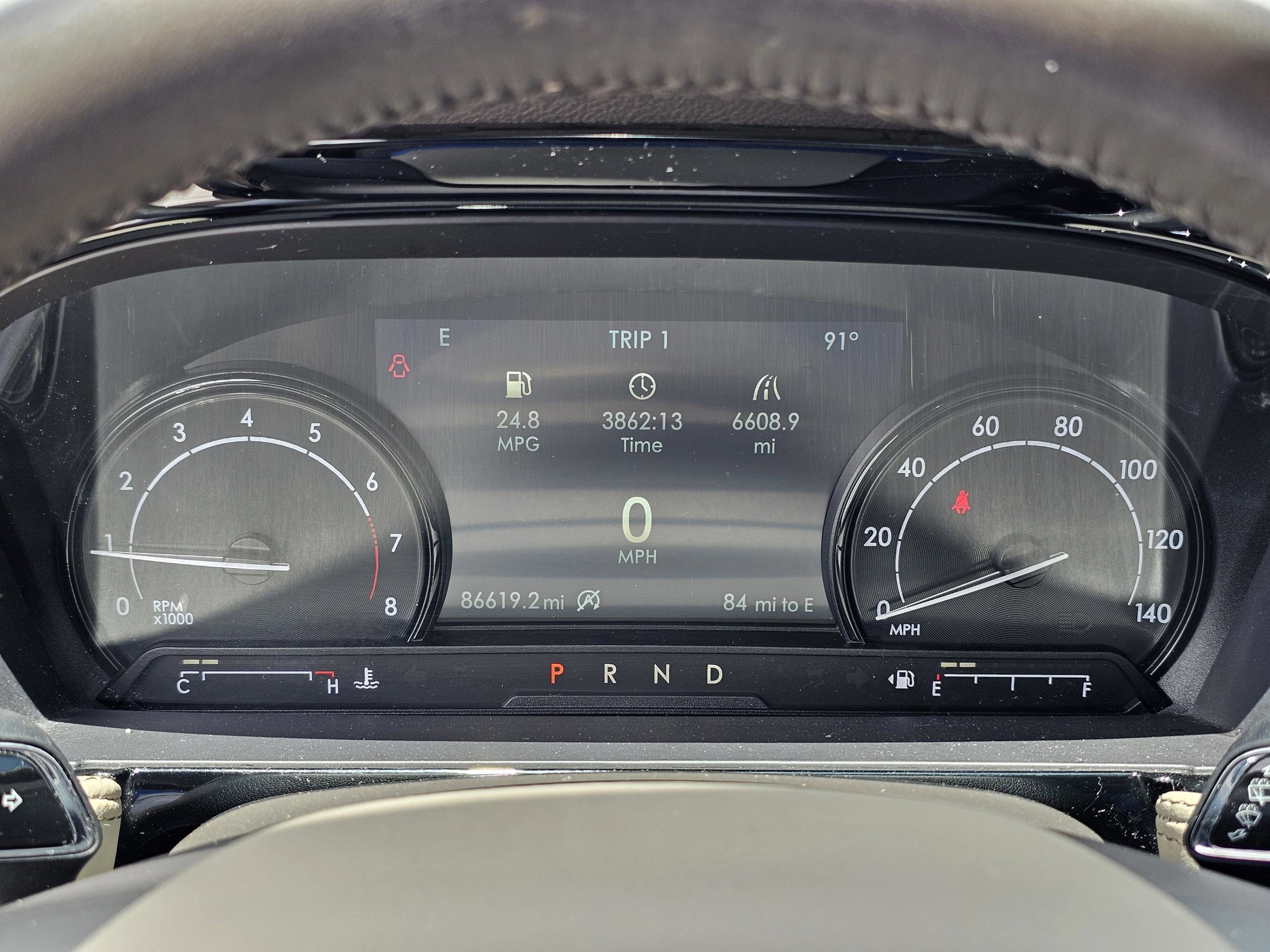 2021 Lincoln Corsair Standard photo 17