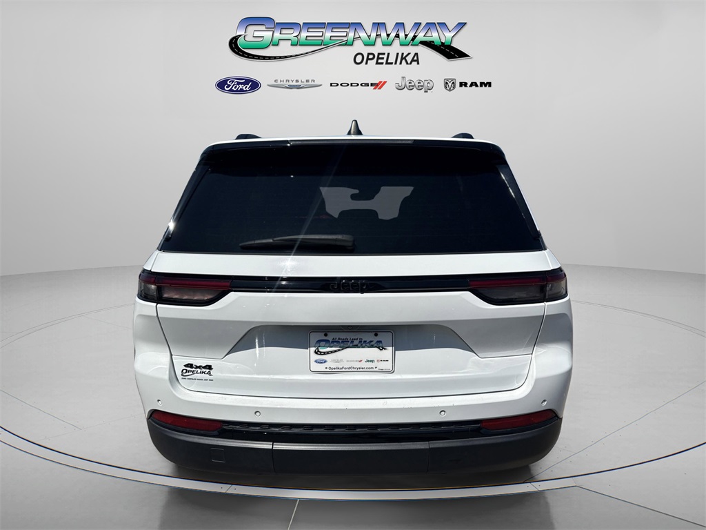 2023 Jeep Grand Cherokee Altitude photo 6