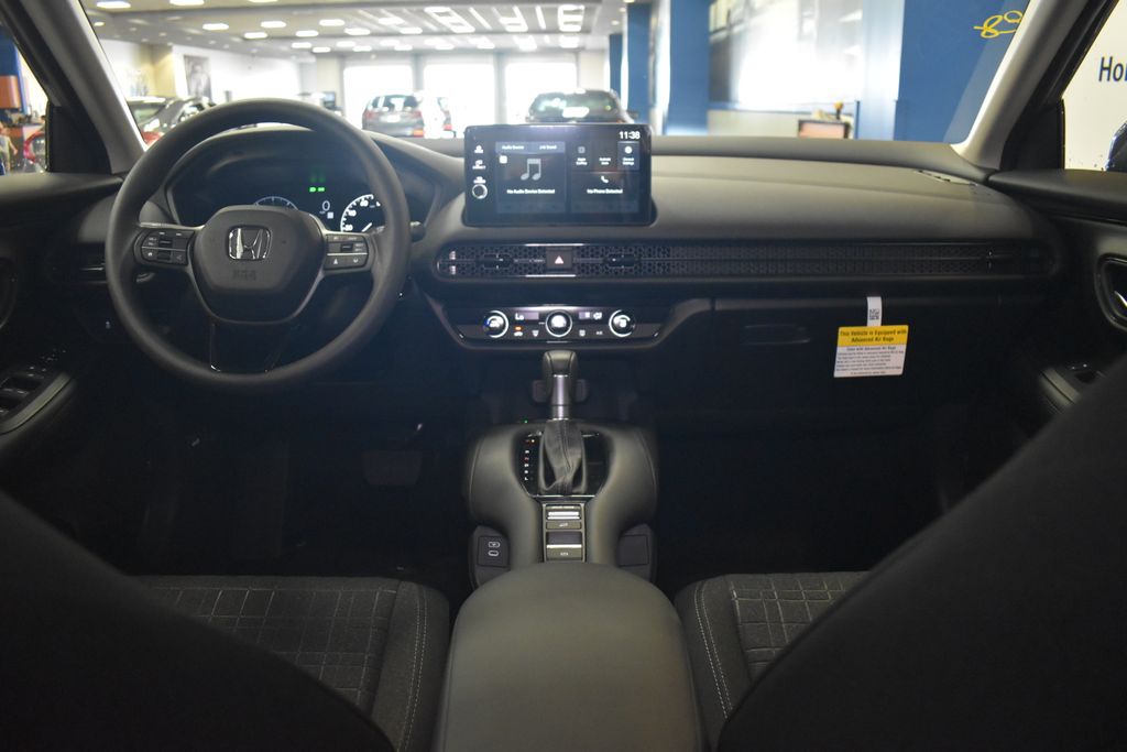 2026 Honda HR-V LX photo 10