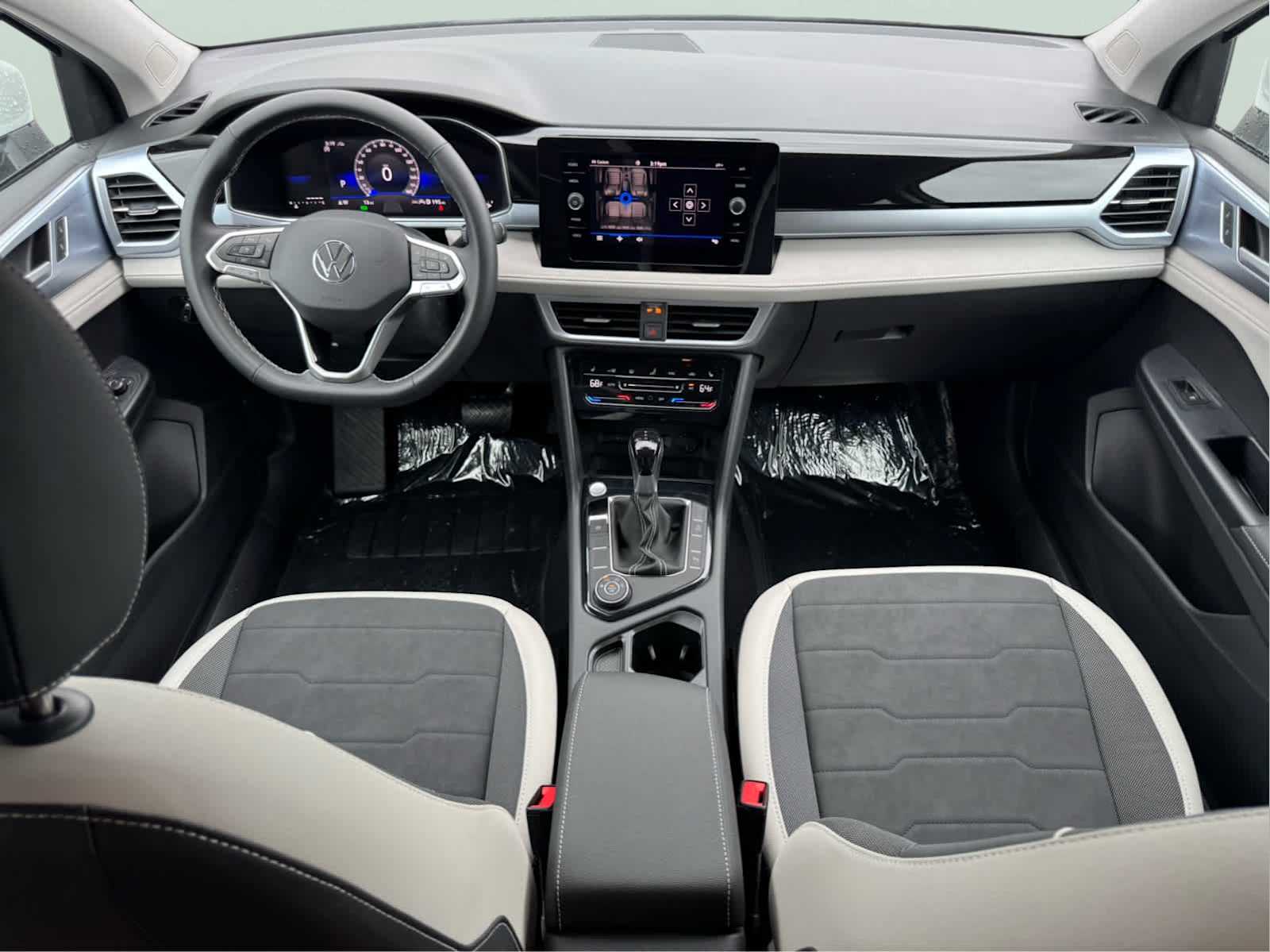 2025 Volkswagen Taos SE photo 39