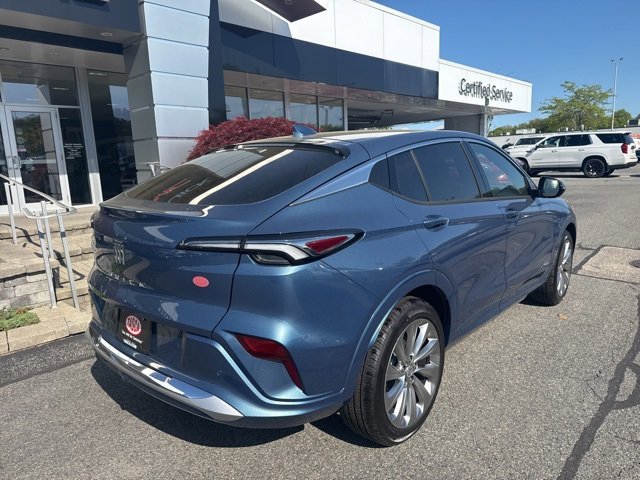2025 Buick Envista Avenir photo 8