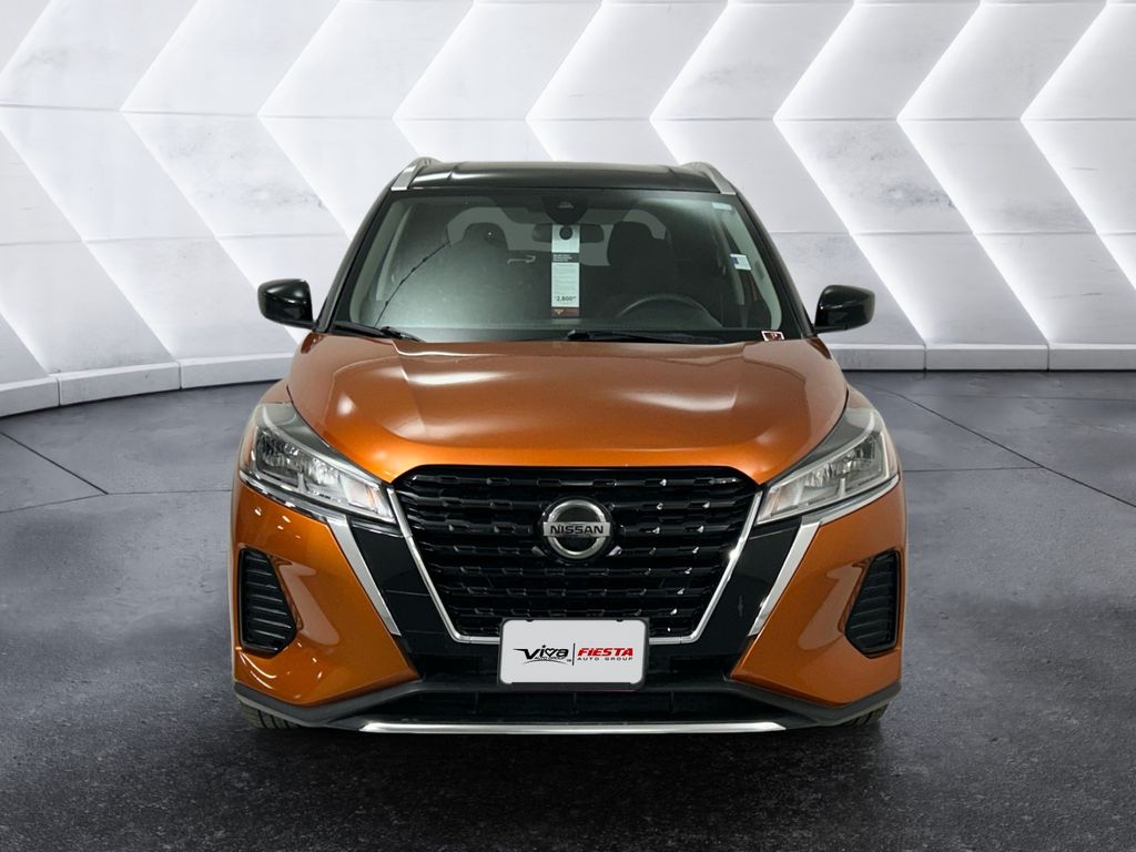2021 Nissan Kicks SV photo 2