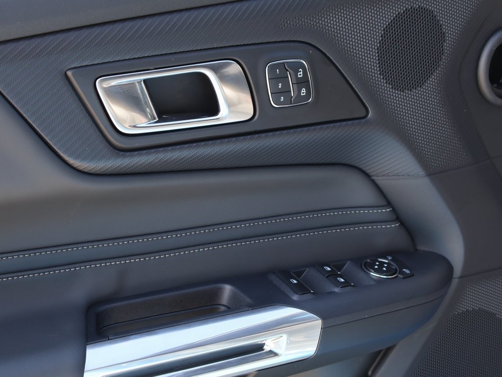 2024 Ford Mustang GT Premium photo 17