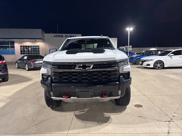 2024 Chevrolet Silverado 1500 ZR2 photo 2