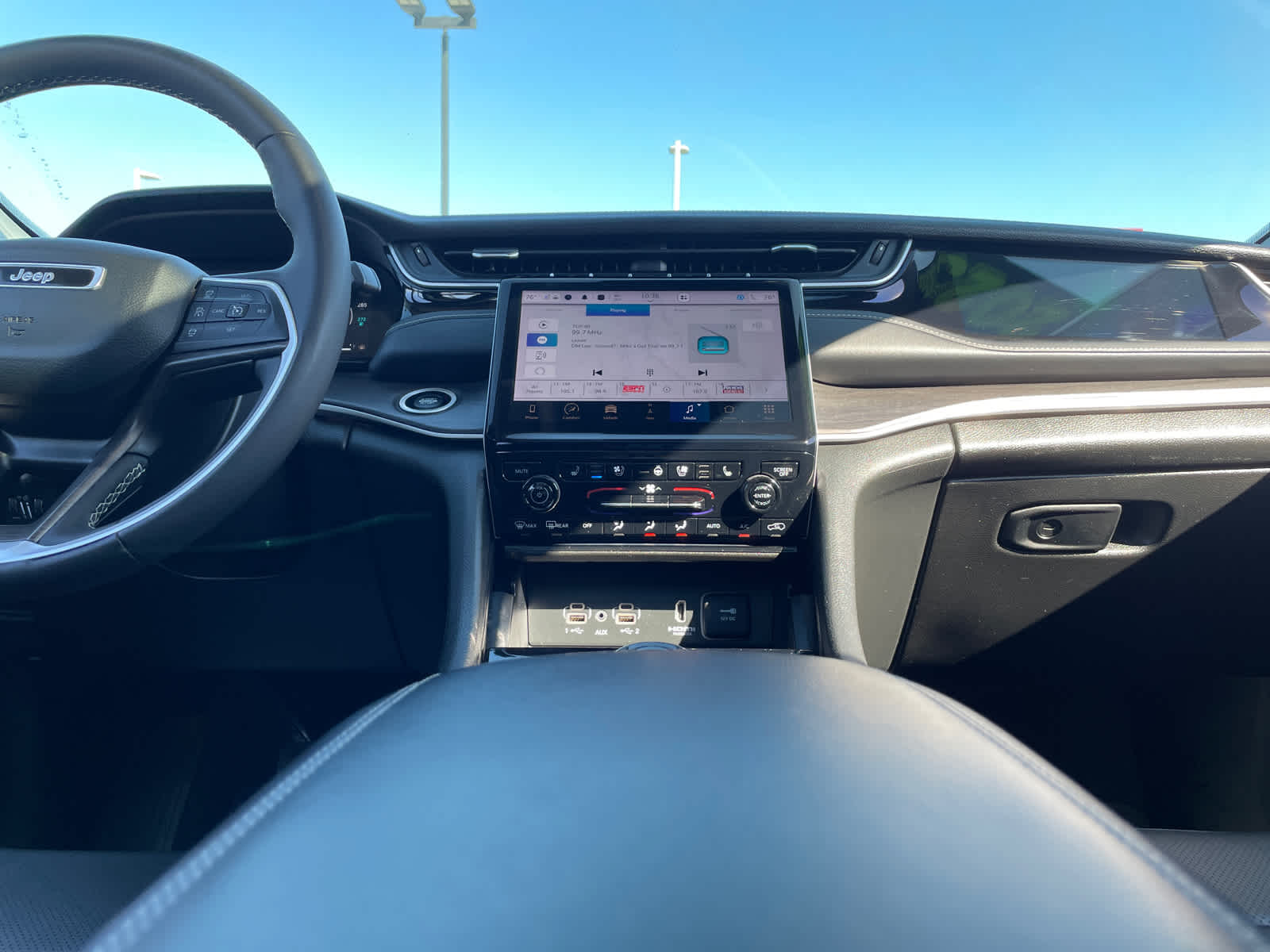 2023 Jeep Cherokee 4xe photo 16