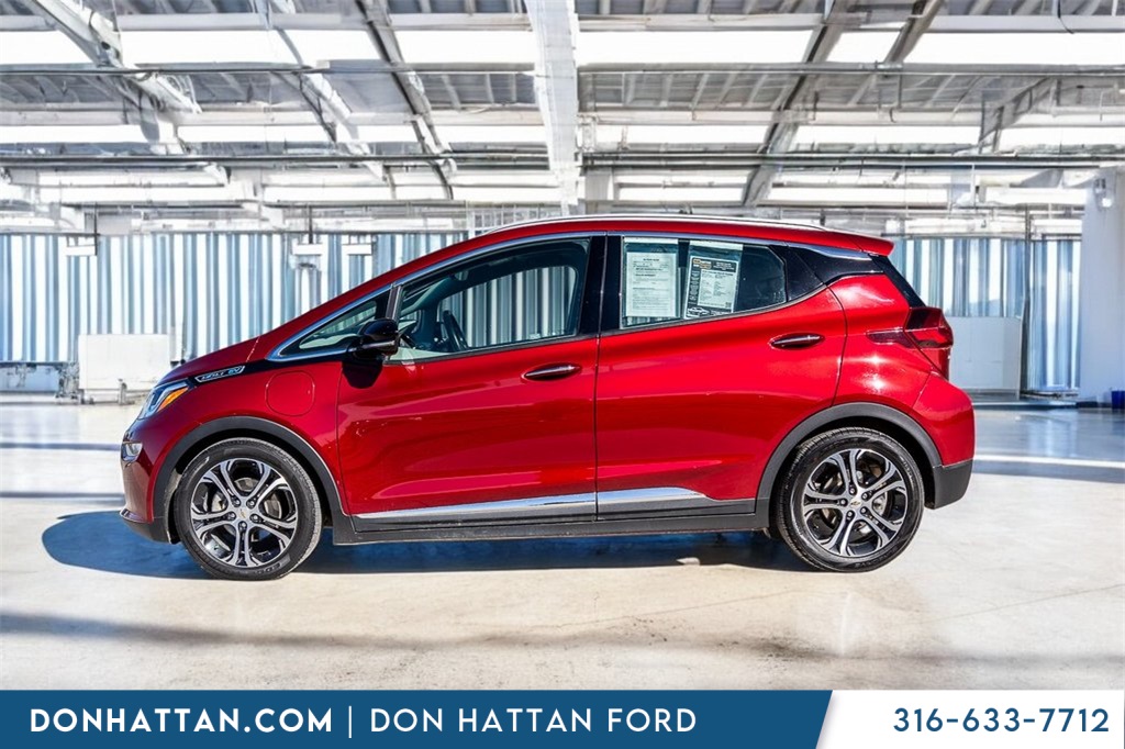 Used 2020 Chevrolet Bolt EV Premier with VIN 1G1FZ6S07L4115572 for sale in Augusta, KS