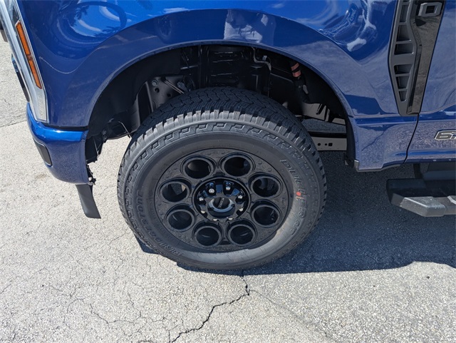 2026 Ford F-250 XLT photo 13