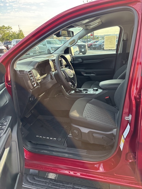 2025 Ford Ranger XLT photo 13