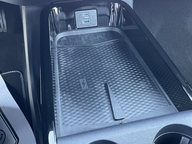 2024 Ford Mustang Mach-E GT photo 28