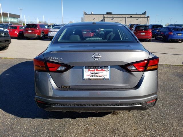 2025 Nissan Altima S photo 6