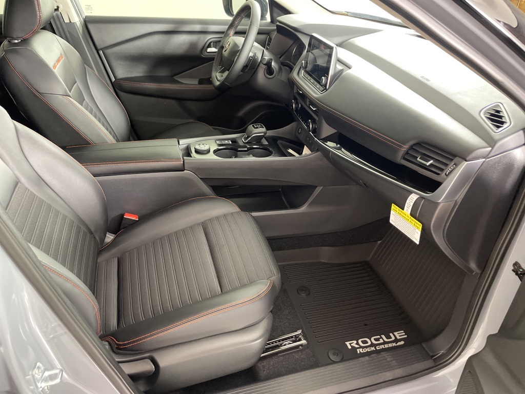 2026 Nissan Rogue SV photo 42