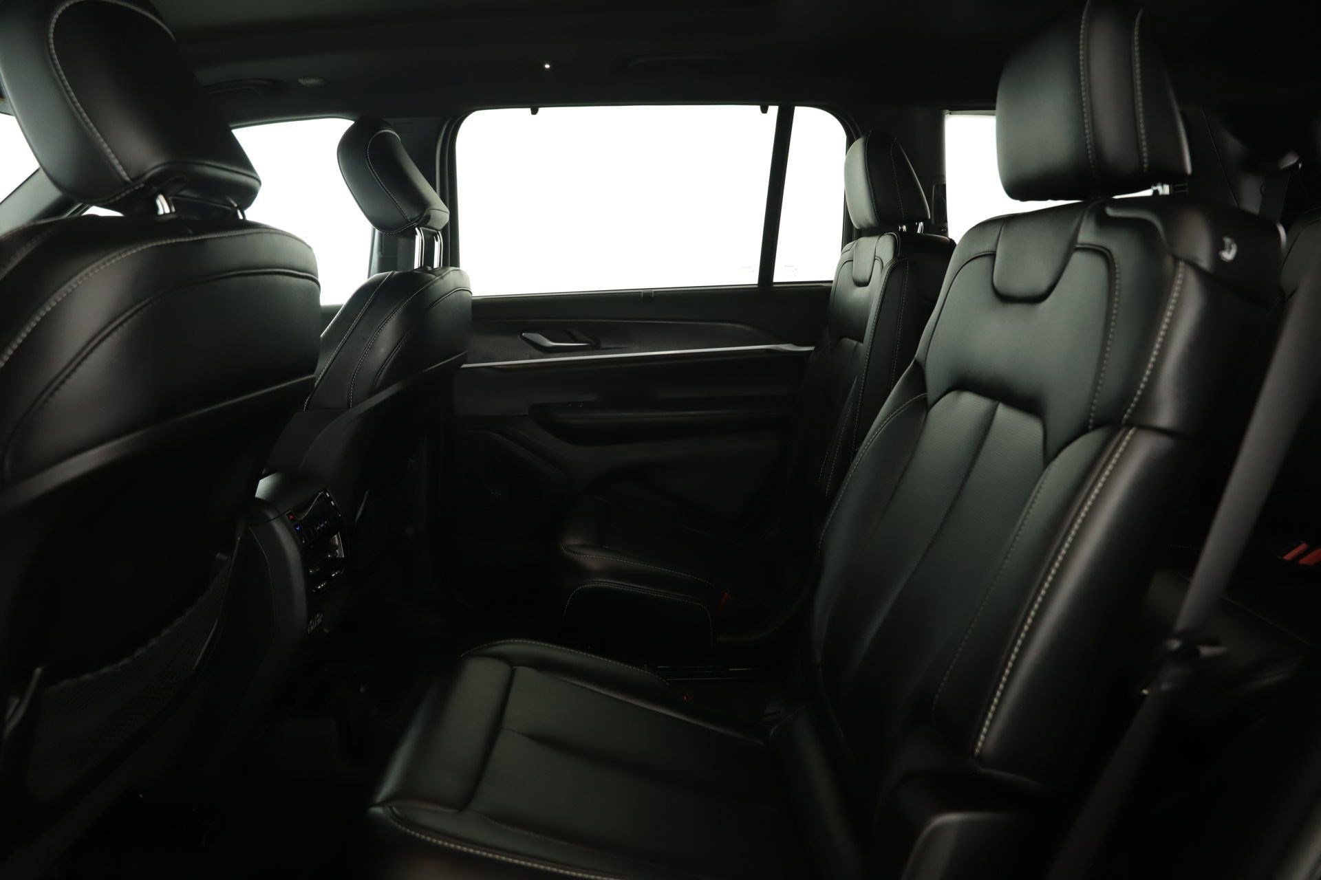 2024 Jeep Grand Cherokee Limited photo 17