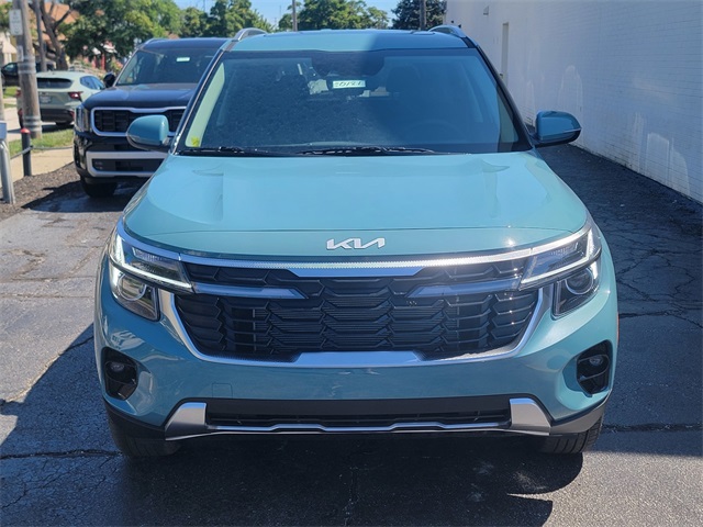 2026 Kia Seltos EX photo 9