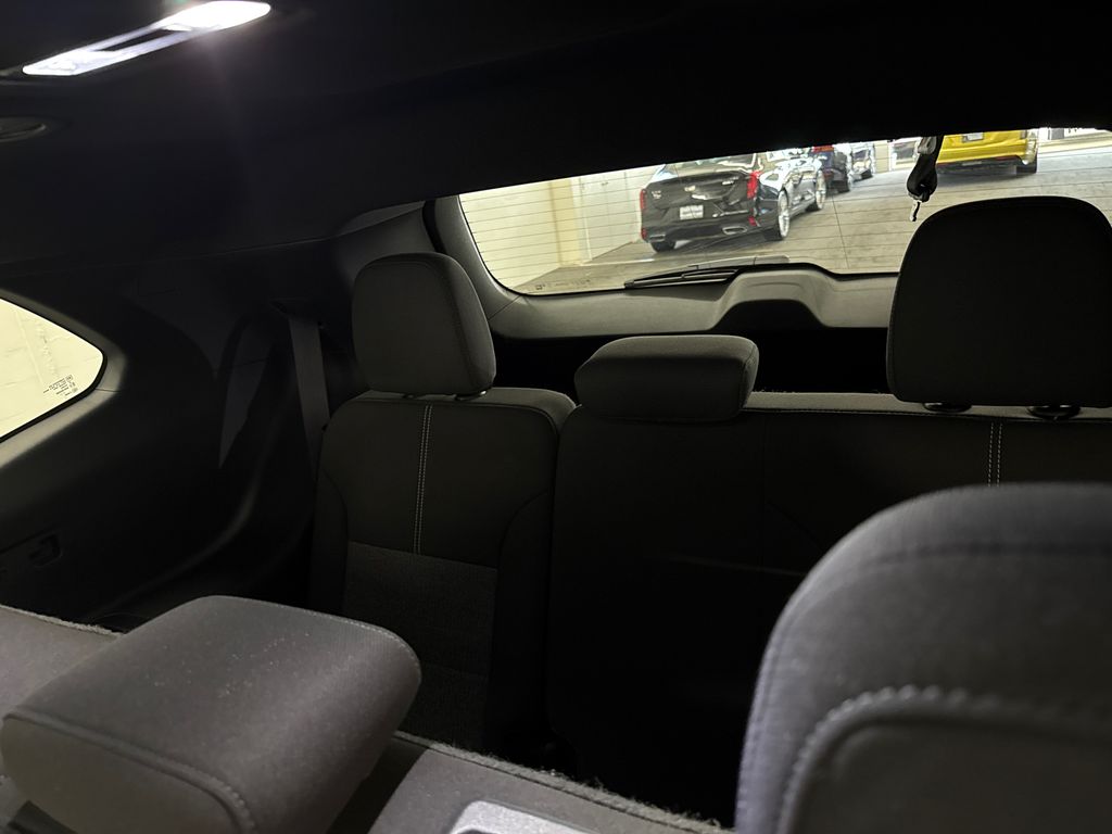 2025 Gmc Acadia Elevation photo 27