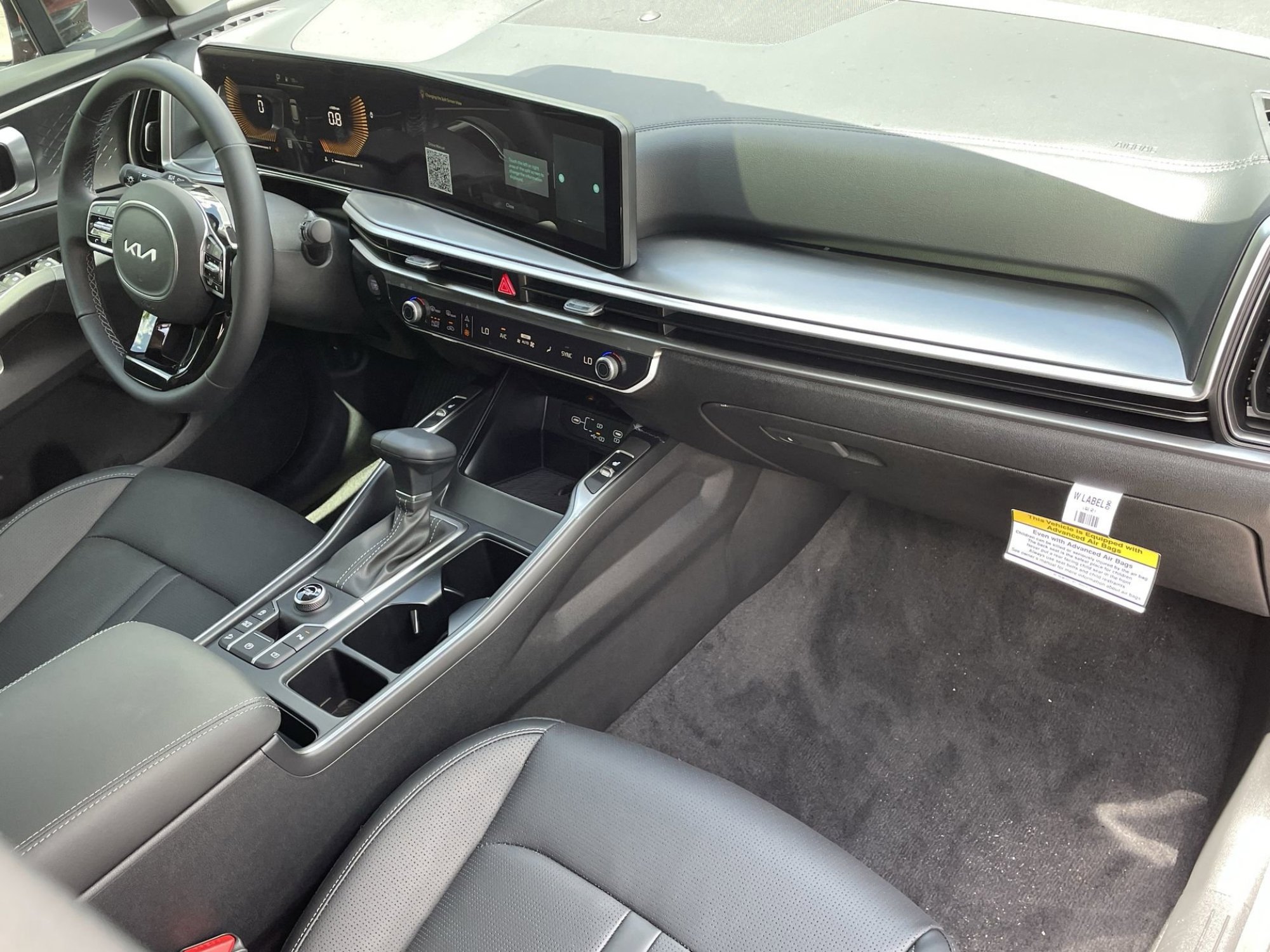 2025 Kia Sorento S photo 6