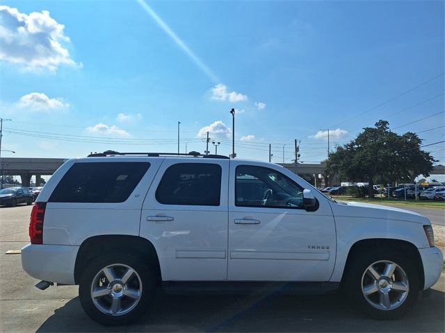 2013 Chevrolet Tahoe LT photo 3