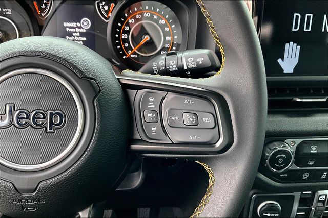 2025 Jeep Wrangler Willys photo 18
