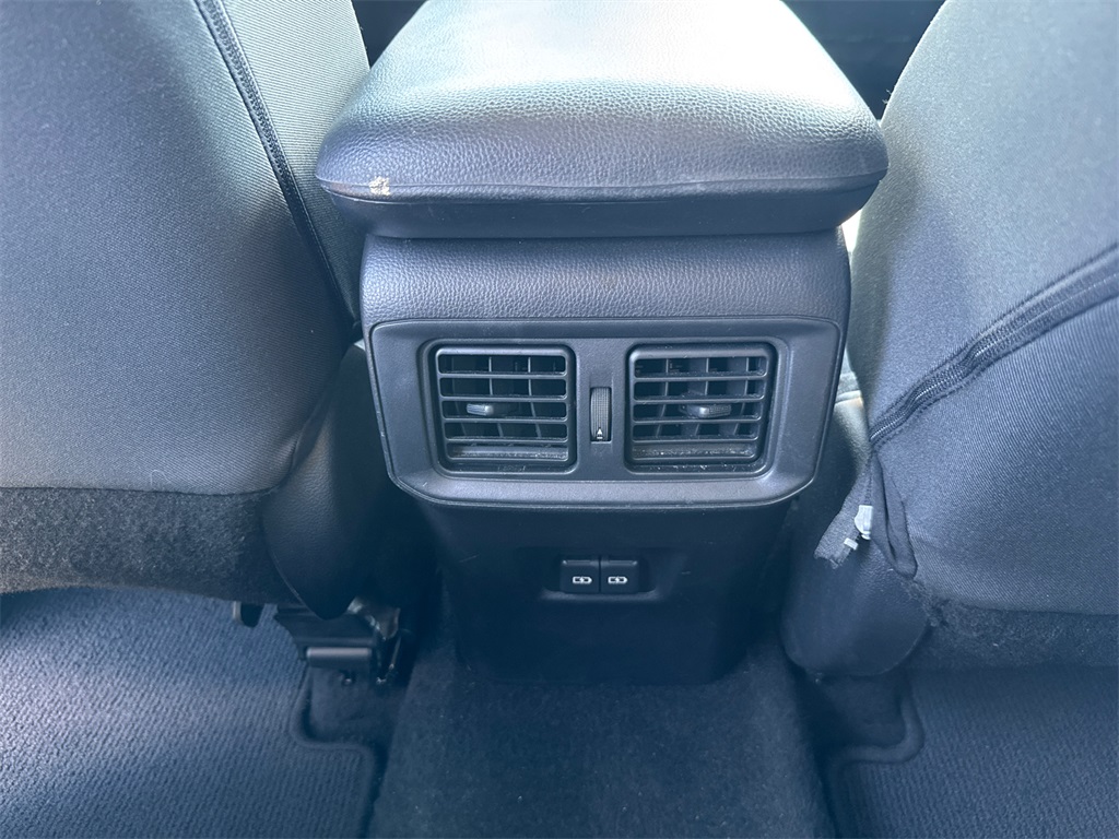 2022 Toyota RAV4 XLE photo 20