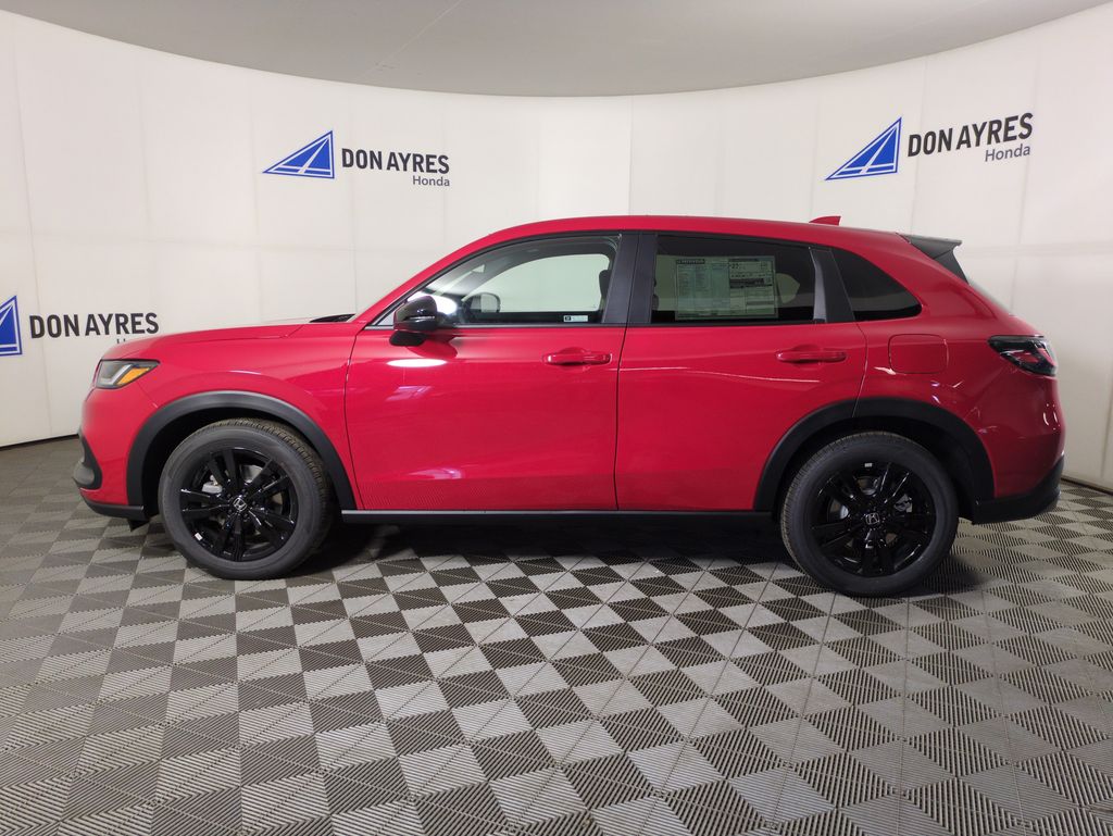 2026 Honda HR-V Sport photo 2