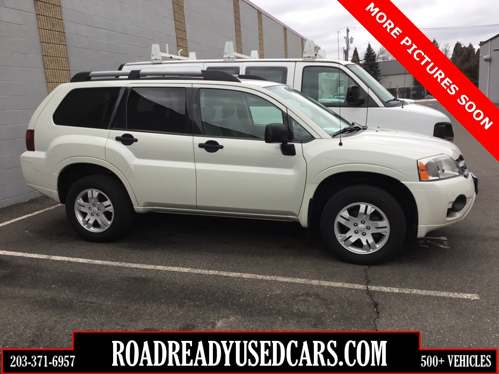 2007 Mitsubishi Endeavor LS's photo