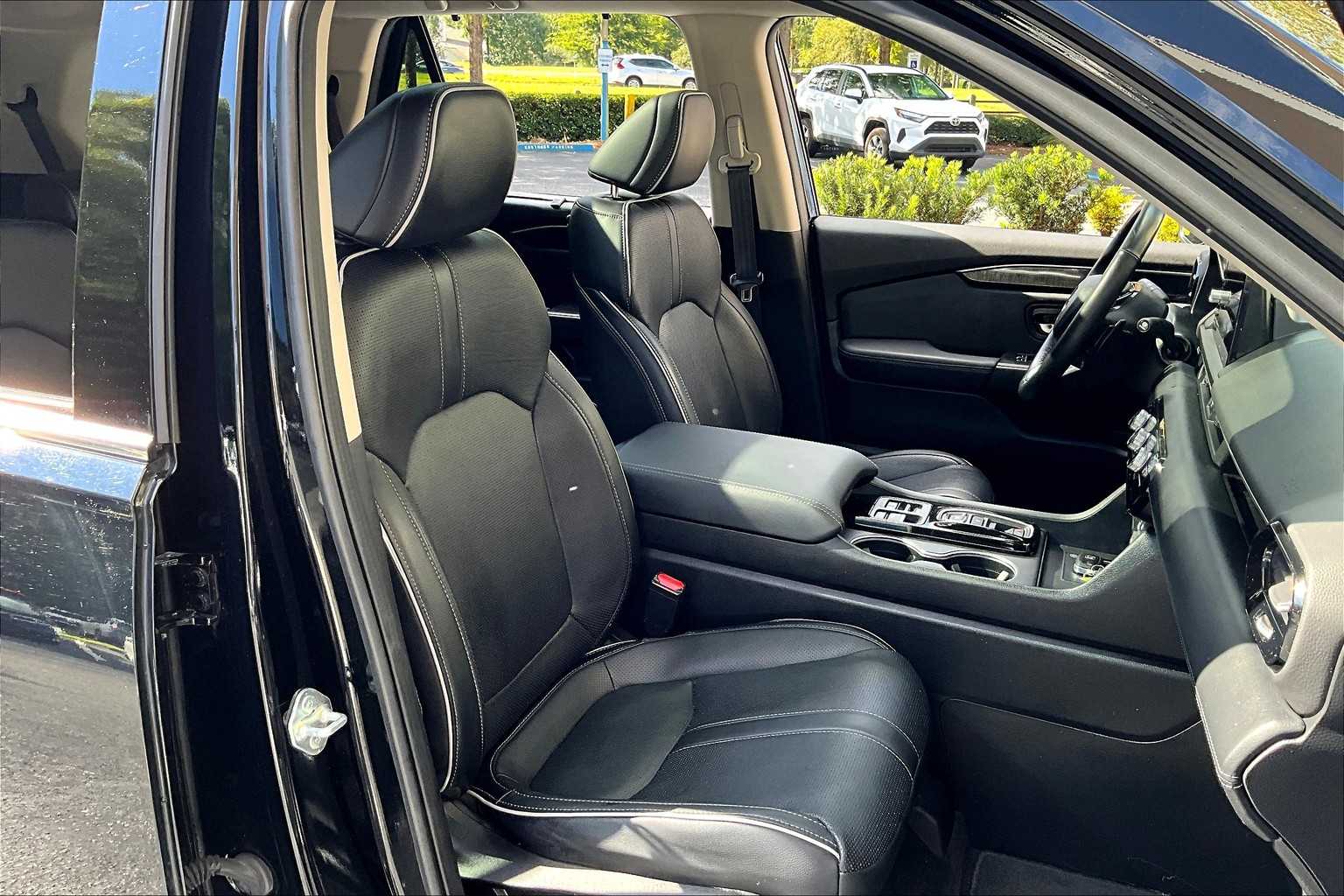 2023 Honda Pilot Elite photo 7