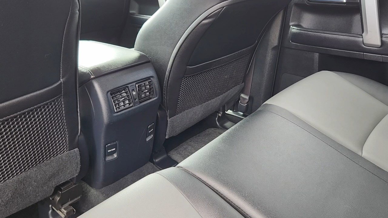 2018 Toyota 4Runner SR5 Premium photo 15