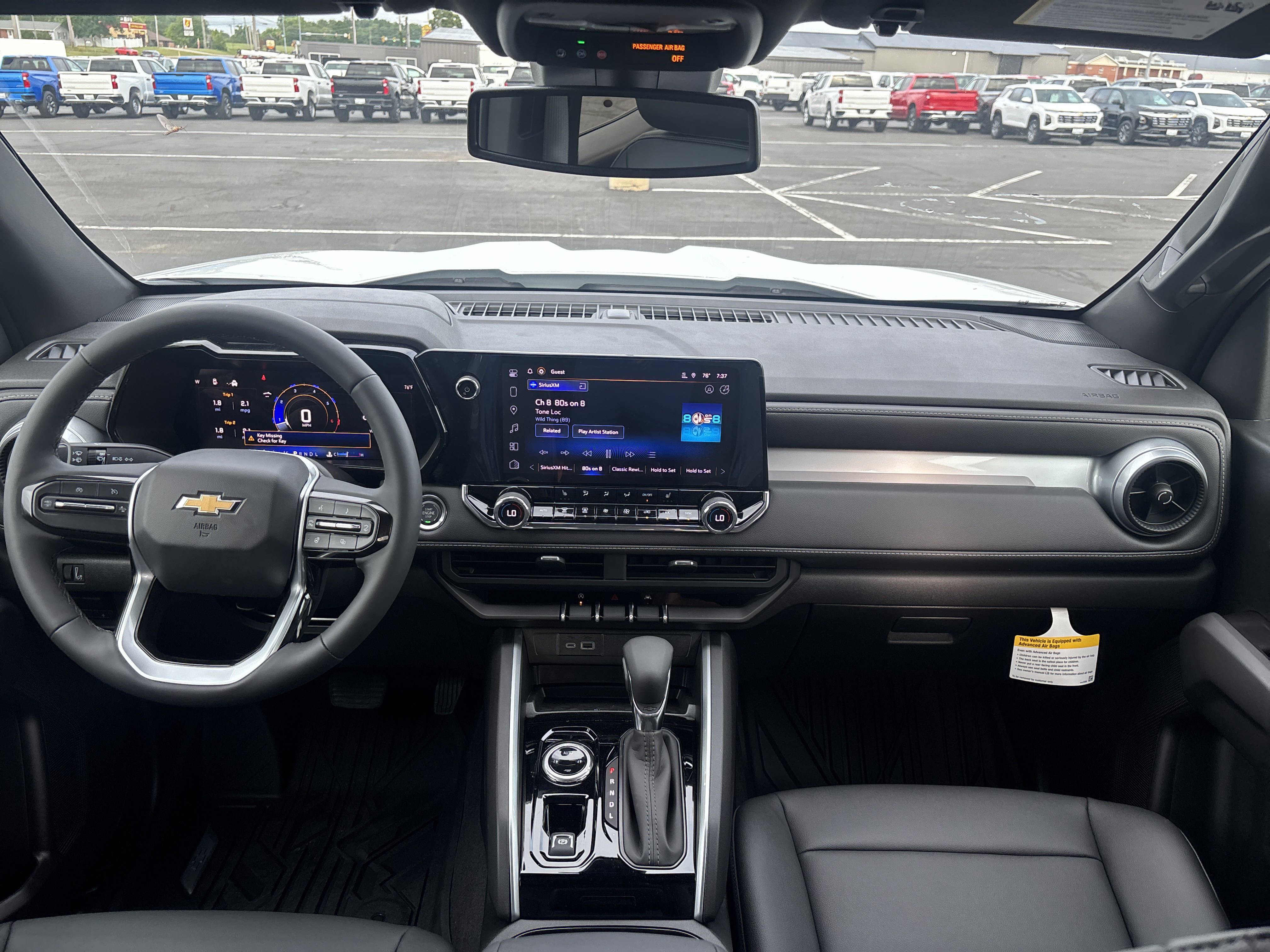 2025 Chevrolet Colorado Work Truck LT photo 2