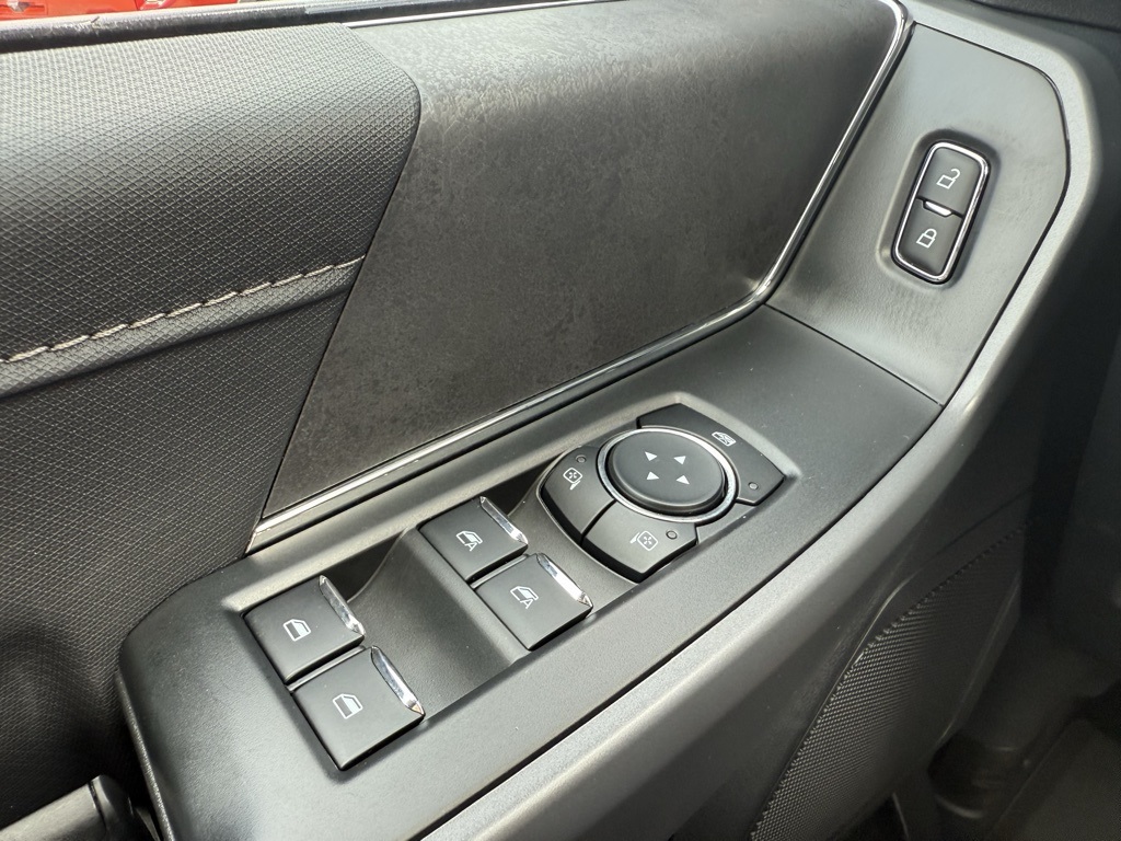 2025 Ford F-150 XLT photo 23