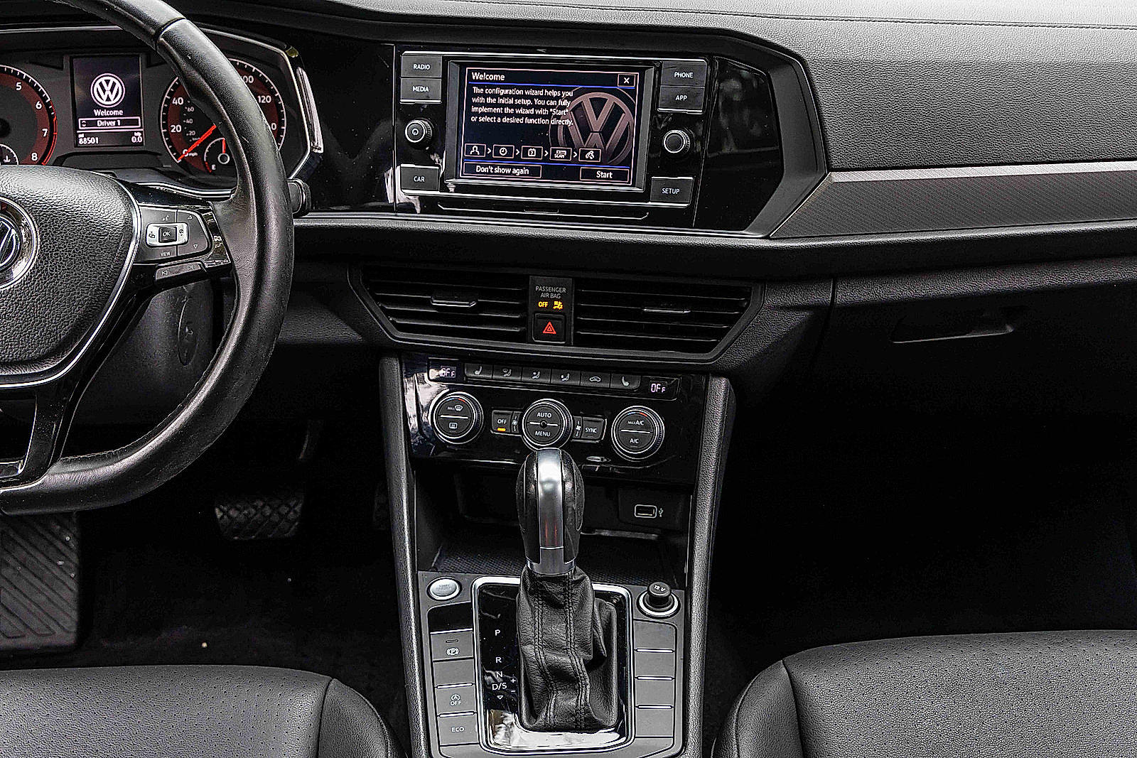 2019 Volkswagen Jetta SE R-Line photo 11