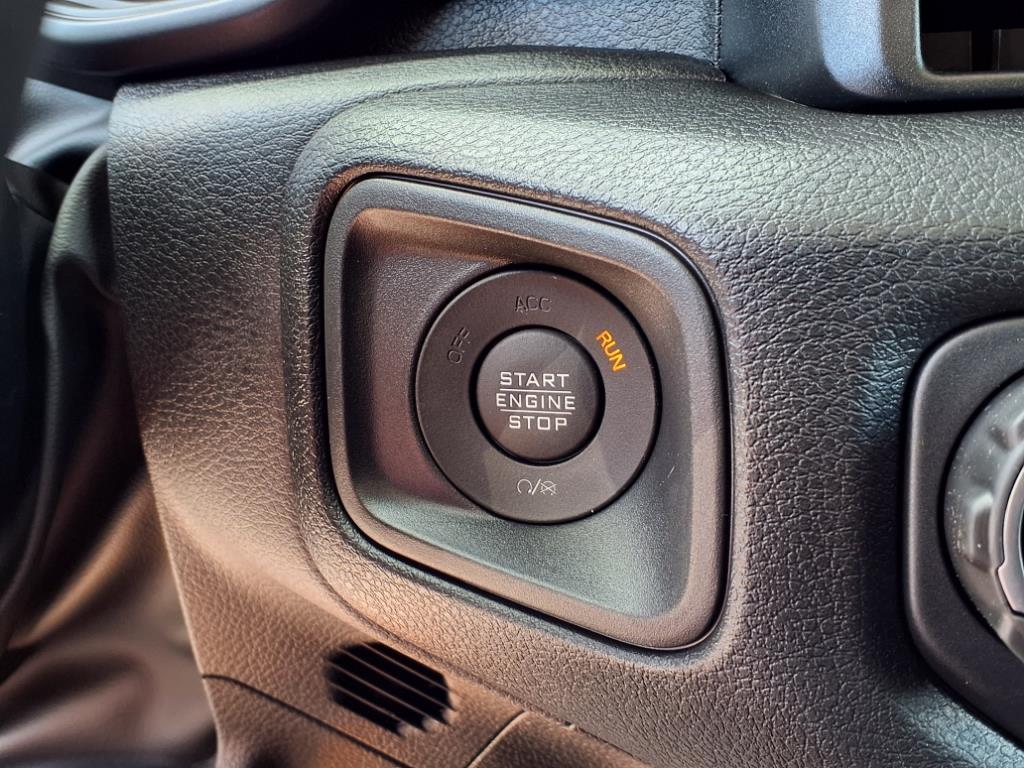 2025 Jeep Gladiator Sport S photo 10