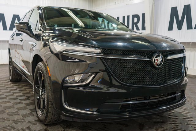 2024 Buick Enclave Essence photo 3